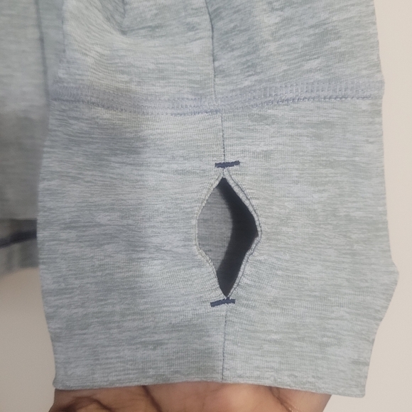 Under ARMOUR Womens 1/2 Zip Pullover size M/M gray and navy blue - Picture 5 of 8